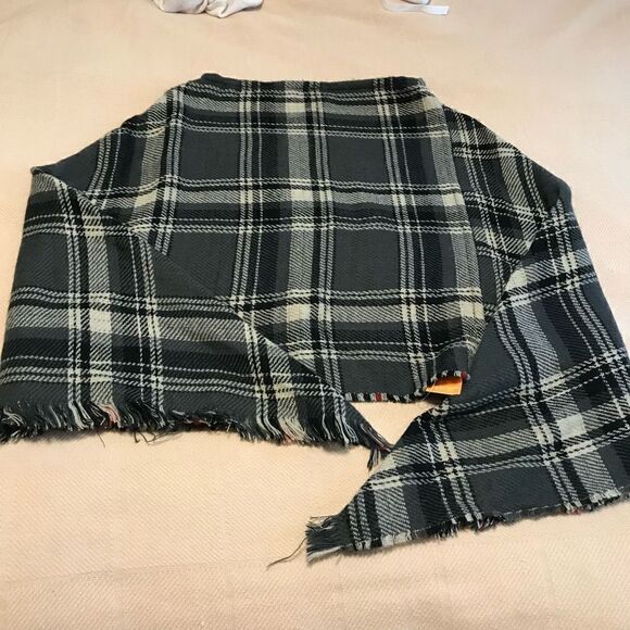 NWT LOF Love of Fashion Pullover Poncho Cape Tartan plaid. ralphlaurenchristmas - Picture 11 of 12